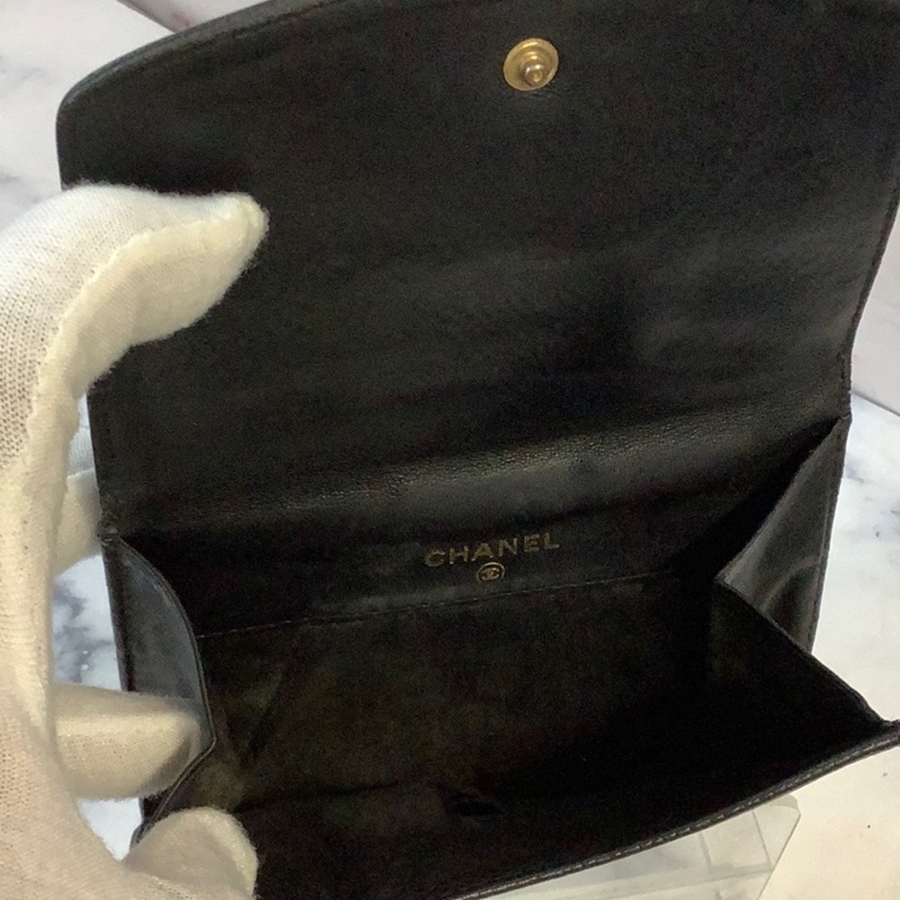 GUC CHANEL Caviar Black Leather Wallet - Picture 4 of 5